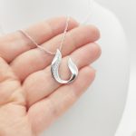 Ezüst nyaklánc elegáns medállal