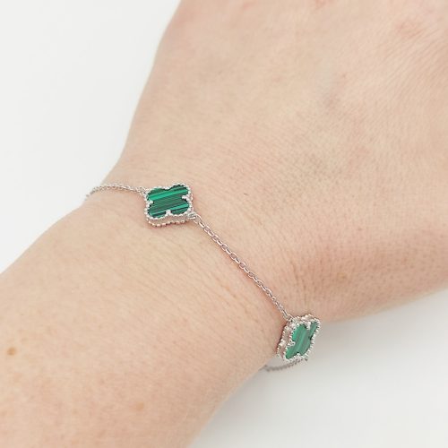 Ezüst karlánc 3 zöld lóhere medállal