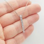 Ezüst modern nyaklánc cirkóniákkal