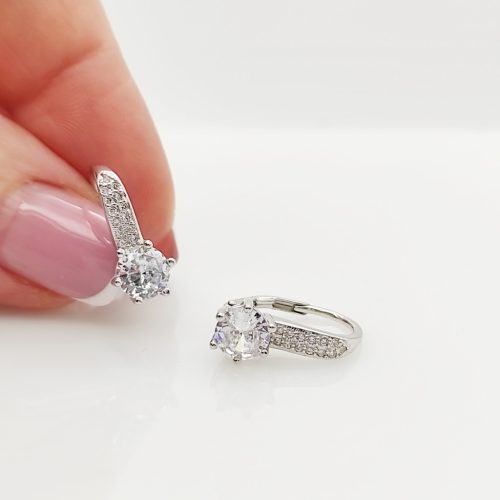 Ezüst szikrázó köves fülbevaló