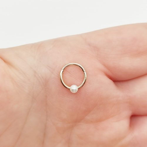 Sárga arany piercing gyönggyel