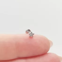 Fehér arany csillag fülcimpa piercing