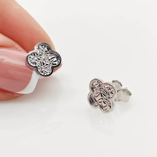 Fehér arany metszett lóhere fülbevaló