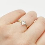 Sárga arany gyűrű köves lóherével