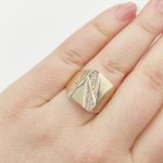 Sárga arany extravagáns gyűrű cirkóniákkal