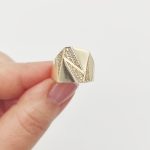 Sárga arany extravagáns gyűrű cirkóniákkal