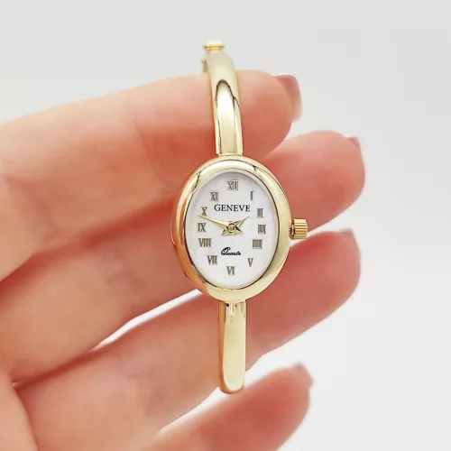 Sárga arany női karperec óra