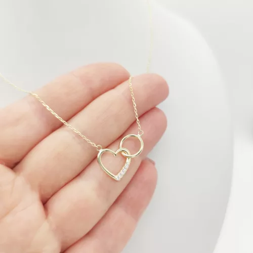 Sárga arany nyaklánc szív medállal