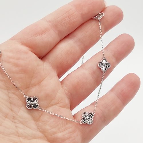 Fehér arany metszett lóherés nyaklánc