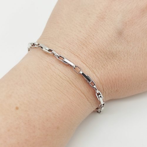 Fehér arany modern karlánc