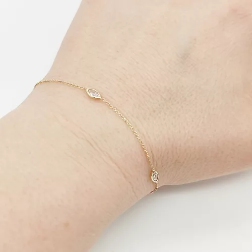 Sárga arany szolíd köves karlánc