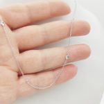 Fehér arany nyaklánc apró cirkóniákkal