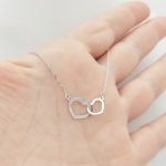 Fehér arany nyaklánc dupla szív medállal