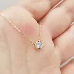 Sárga arany egy köves buttonos nyaklánc