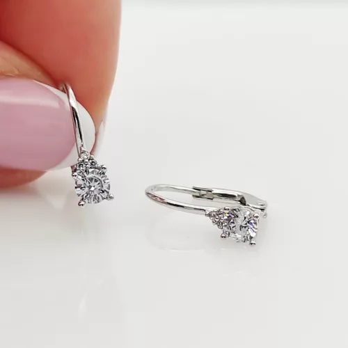 Fehér arany fülbevaló cirkóniával