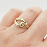 Sárga arany modern csomó gyűrű