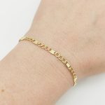 Sárga arany figaro karlánc