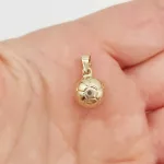 Sárga arany focilabda medál