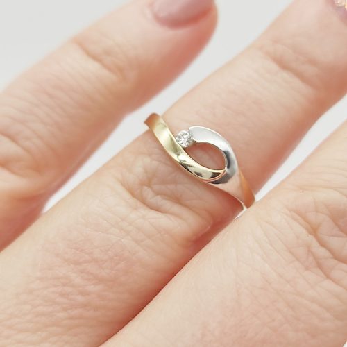 Sárga arany gyűrű cirkóniával