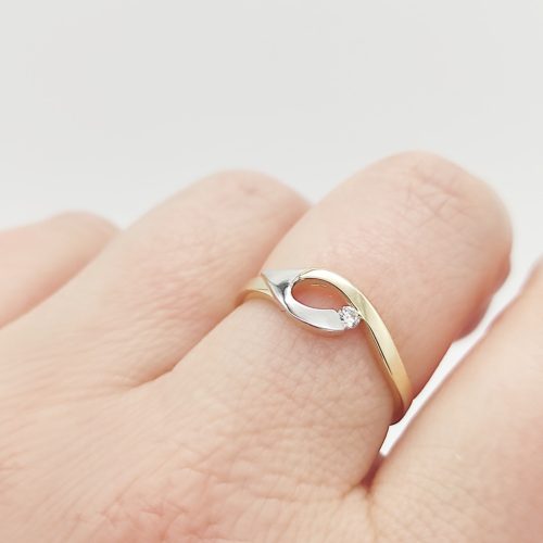 Sárga arany gyűrű cirkóniával