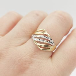 Sárga-fehér arany metszett gyűrű