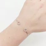 Fehér arany nyitott köves karperec