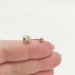 Sárga arany egy köves köldökpiercing