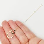 Sárga arany karlánc dupla karika medállal