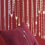 Sárga arany karlánc kereszt medállal