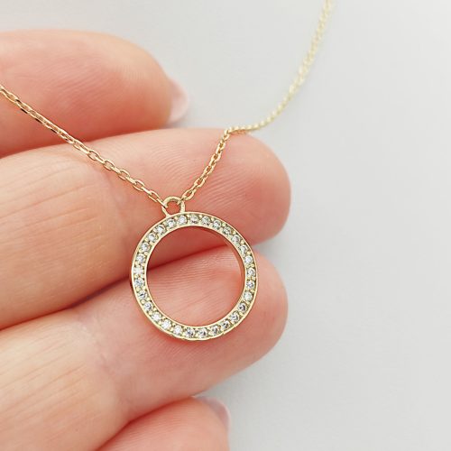 Sárga arany nyaklánc köves kör medállal