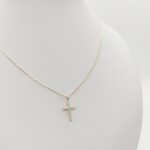 Sárga arany nyaklánc köves kereszt medállal