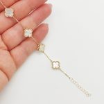 Sárga arany karlánc 5 gyöngyház lóhere medállal