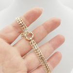 Sárga arany nyakék különleges medállal