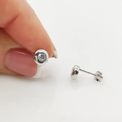 Fehér arany klasszikus buttonos fülbevaló