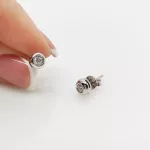 Fehér arany klasszikus buttonos fülbevaló