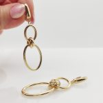 Sárga arany függő karikás fülbevaló