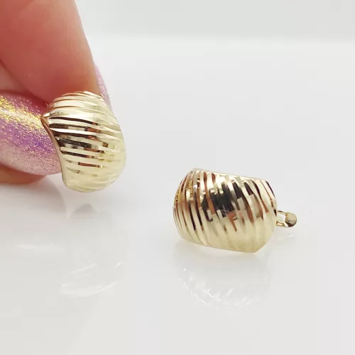 Sárga arany metszett fülbevaló