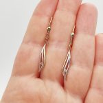 Sárga-fehér arany modern fülbevaló