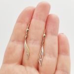 Sárga-fehér arany modern fülbevaló