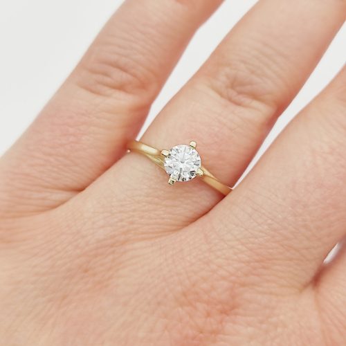 Sárga arany gyűrű cirkóniával