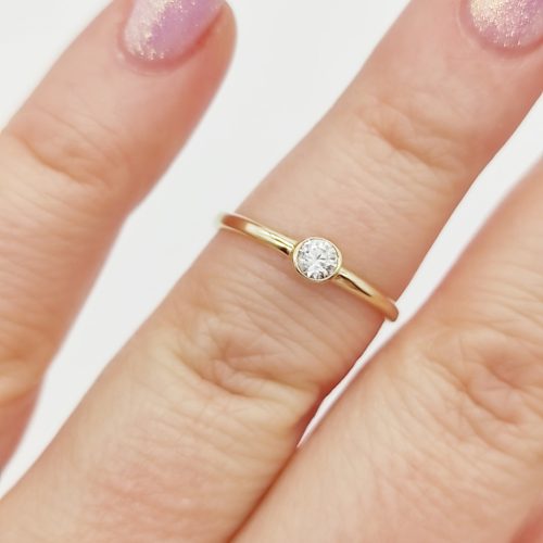 Sárga arany gyűrű cirkóniával