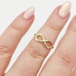 Sárga arany végtelenes gyűrű