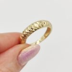 Sárga arany metszett mintás gyűrű