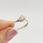 Sárga arany gyűrű cirkóniával