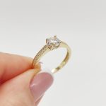 Sárga arany gyűrű cirkóniával