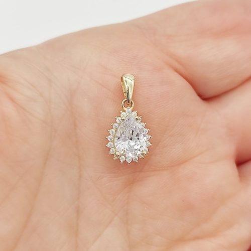 Sárga arany medál szikrázó csepp medállal