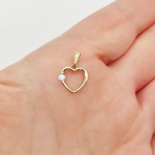 Sárga arany egy köves szív medál