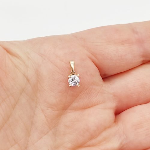 Sárga arany egy köves 4 karmos medál