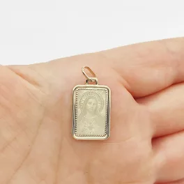 Sárga arany vallási témájú medál