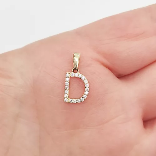Sárga arany "D" betű medál cirkóniákkal